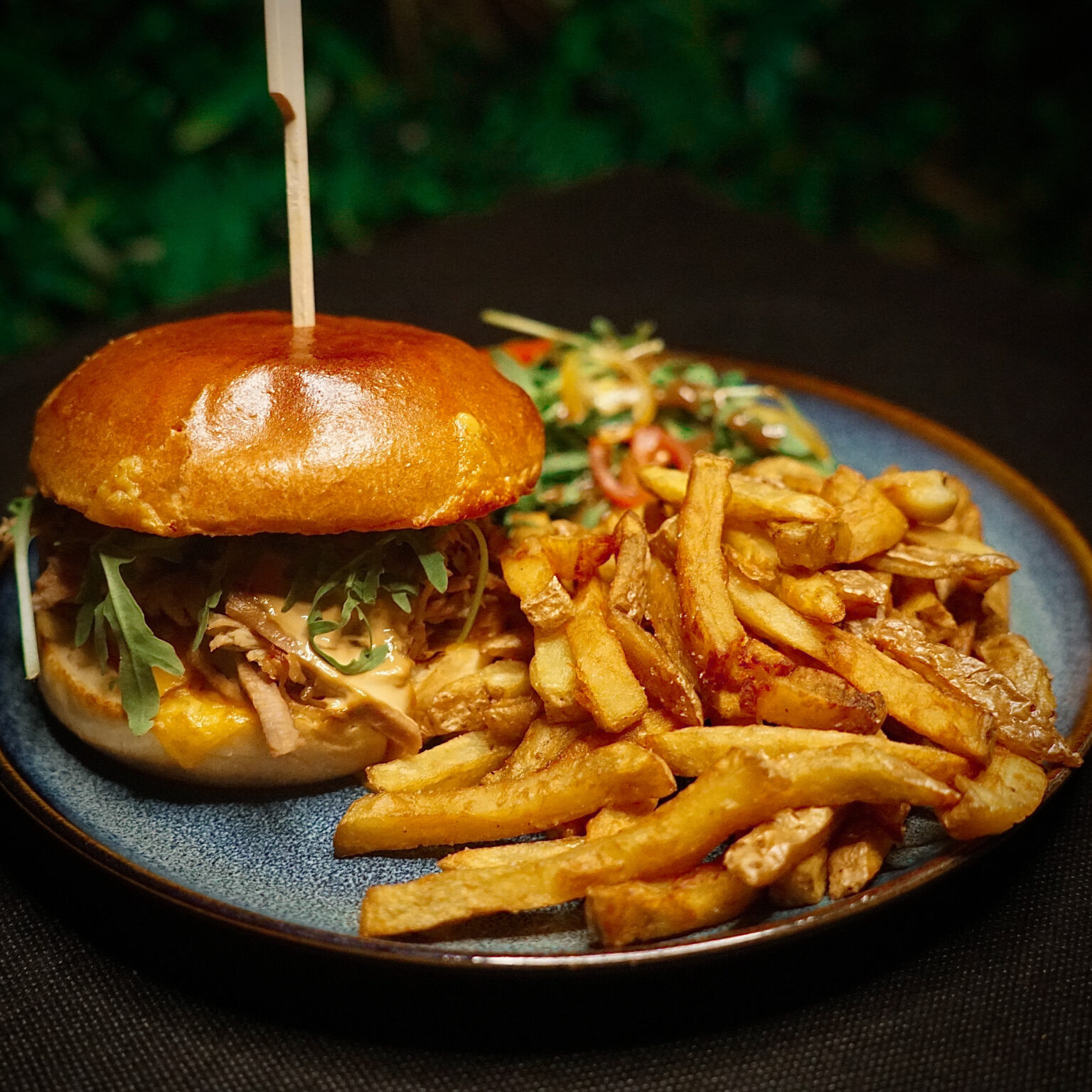 Burger Pulled Pork & ses frites maison